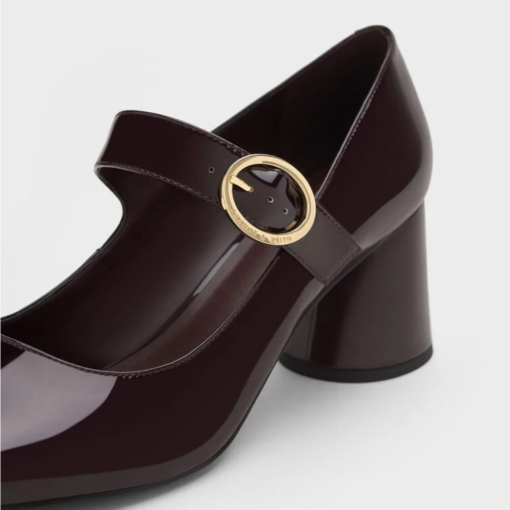 Charles & Keith- Claudie Patent Cylindrical Block Heel Mary Janes